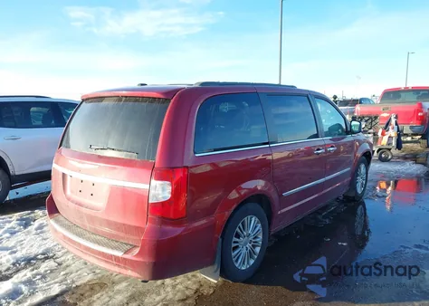 2013 Chrysler Town & Country Touring-L z USA, uszkodzony, nr VIN 2C4RC1CG3DR569577